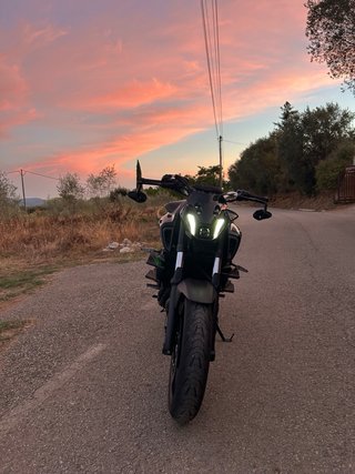 Yamaha MT07 Pure ( Limitada A2) 9,300 km 2024
