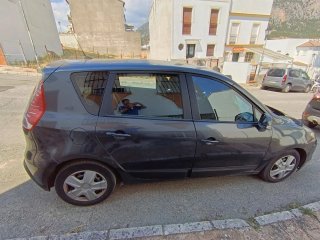 Renault Scenic 2011