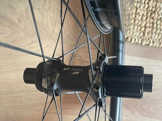 Ruedas DT Swiss ERC1400 48 mm con núcleo Shimano