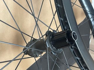 Ruedas DT Swiss ERC1400 48 mm con núcleo Shimano