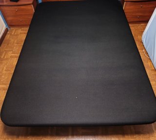 Tarima base  tapizada cama 135x190. Regalo colchón