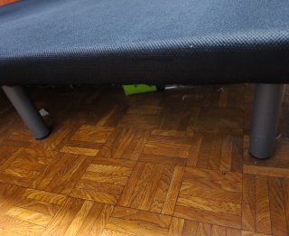 Tarima base  tapizada cama 135x190. Regalo colchón