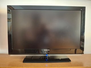 Televisor Samsung LE40N73BD 90x50cm