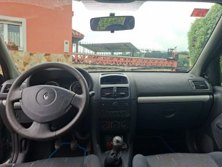 Renault Clio 2004