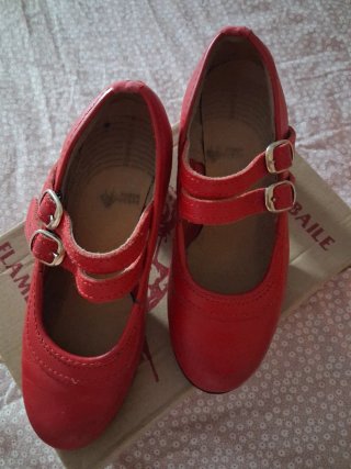 Zapatos Flamenco Niña Rojos Hebillas de piel T30