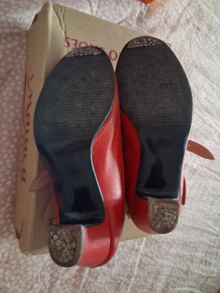 Zapatos Flamenco Niña Rojos Hebillas de piel T30
