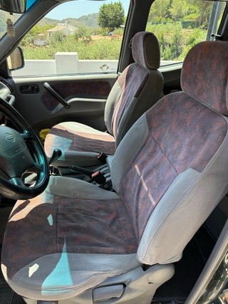 Nissan Terrano II 1996