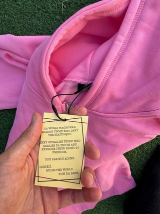 Chaqueta con capucha Corteiz rosa Talla M
