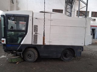 Vendo Barredora Industrial RAVO 5002
