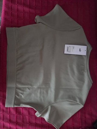 Top con mangas PUMA Drycell talla L.