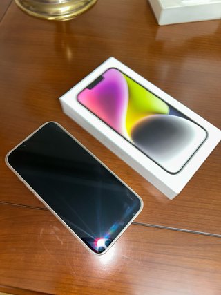 iPhone 14 128GB Lila