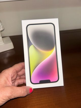 iPhone 14 128GB Lila