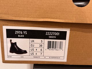 Botas Dr. Martens 2976 Chelsea Negras Mujer