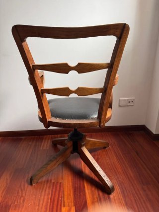 Silla de escritorio antigua madera y piel