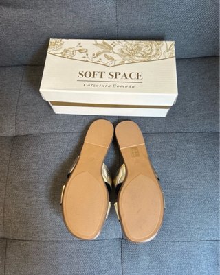 Sandalias SKYDIVA doradas talla 37