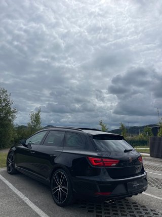 SEAT Leon CUPRA300 ¡Techo+Baquets+Cockpit digital!
