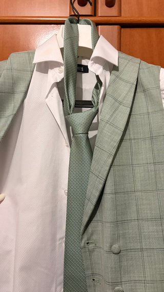Traje de Novio Verde