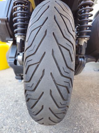 Yamaha XMAX 300 Negra/Gris