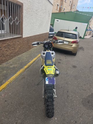 Husqvarna TPI 300 Enduro Moto