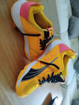 Zapatillas PUMA ACCELERATE. Talla 36