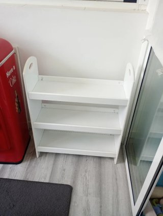 Estantería auxiliar blanca 75 alto,65 ancho,26 fon