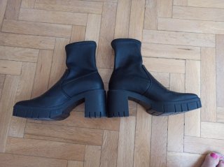 Botas tobilleras negras
