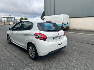 Peugeot 208 2013