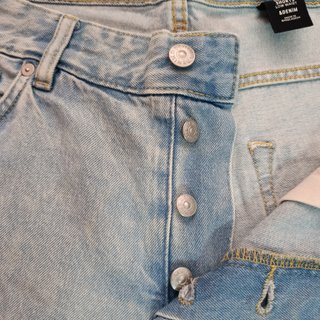 Bermuda Vaquera H&M Talla 32 Slim Fit Azul Claro