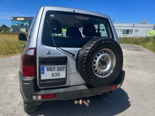 Mitsubishi Montero 2006
