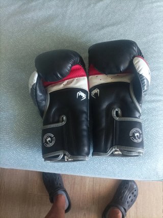 Guantes de Boxeo Venum 12 oz