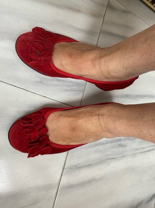 Bailarinas rojas con volantes