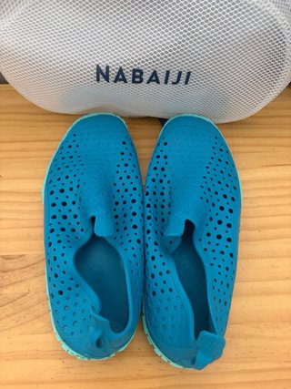 Zapatillas Nabaiji goma andaríos azul