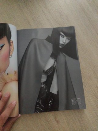 Vogue Japón - Diciembre 2018