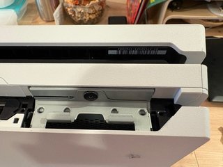 PS4 Pro Blanca (piezas o reparar) Sin disco duro