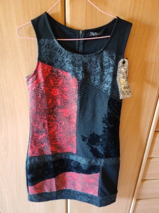 Vestido fiesta negro y rojo