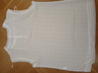 Blusa Zara blanca de encaje sin mangas