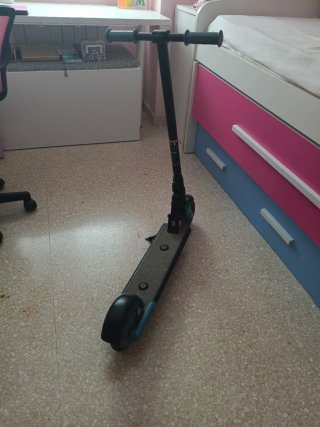 Patinete eléctrico infantil