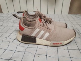 Adidas NMD R1 Talla 39.5 Rosa