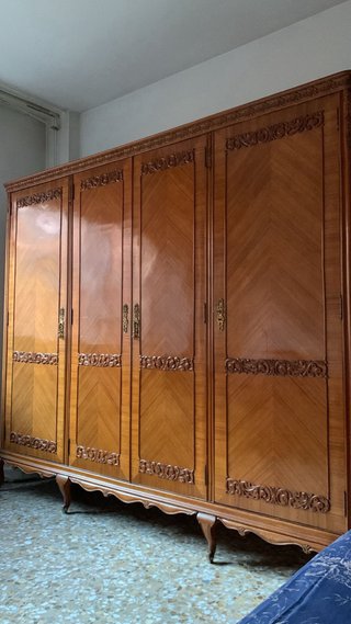 Armario de madera 4 puertas
