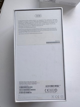 Cajas vacías Apple iPhone y AirPods