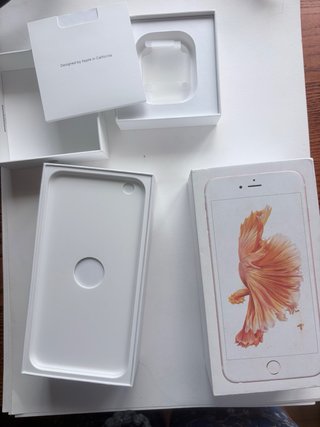 Cajas vacías Apple iPhone y AirPods