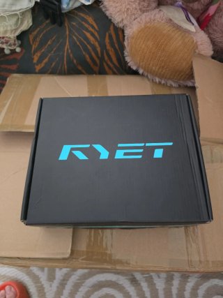 Sillín Bici RYET Tecno Negro