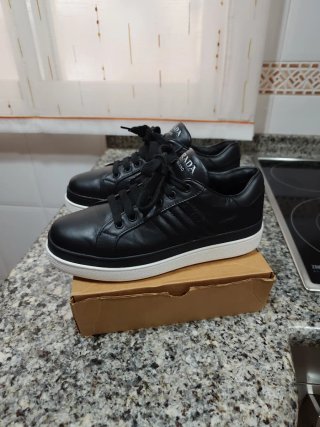 Zapatillas Prada Downtown Macro Negras