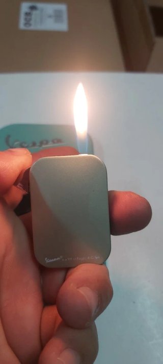 Encendedor Vespa Metálico frontal