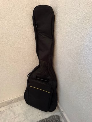 Guitarra Eléctrica Cort Roja + Funda + Soporte