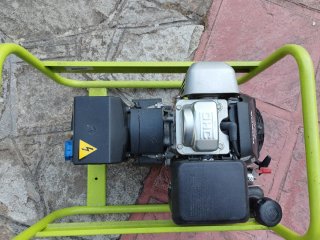 Generador gasolina Pramax PX2500 Honda.