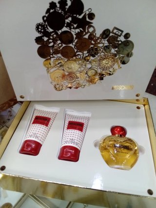 Set Moschino Glamour