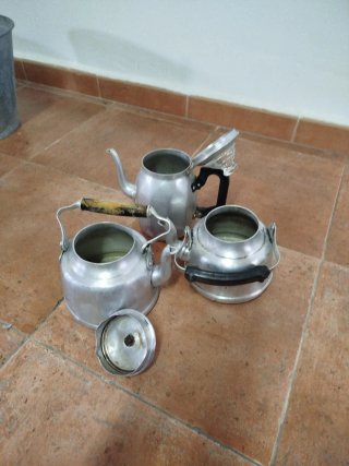 3 Teteras Antiguas de Aluminio