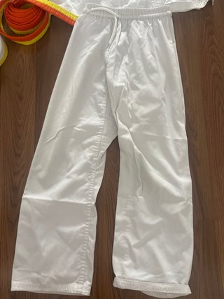 Kimono Karate Blanco talla 9-10 y Cinturones