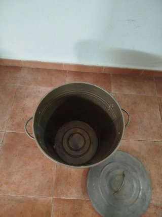 Cubo 40 cm ancho por 45 cm alto